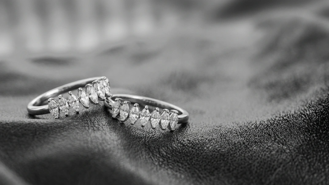 NHẪN MARQUISE: VẺ ĐẸP HOÀNG GIA KHỞI NGUỒN TỪ MỘT NỤ CƯỜI XUYÊN THẾ KỶ